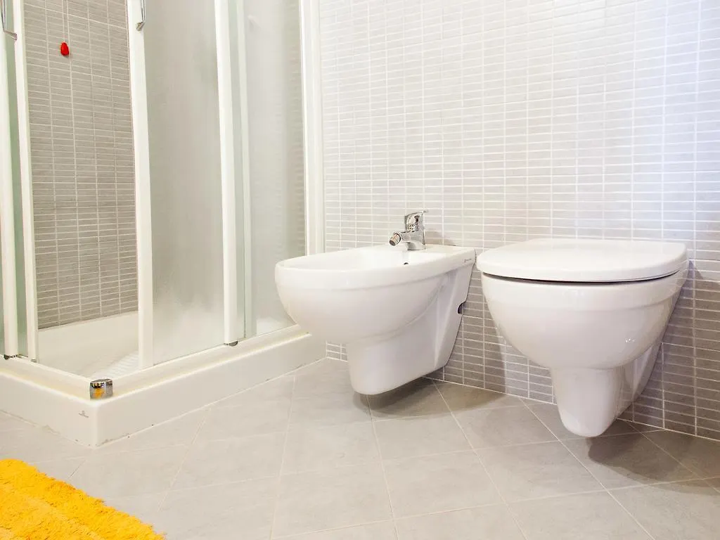 Borgo Dei Glicini Halldis Apartment Parzanica